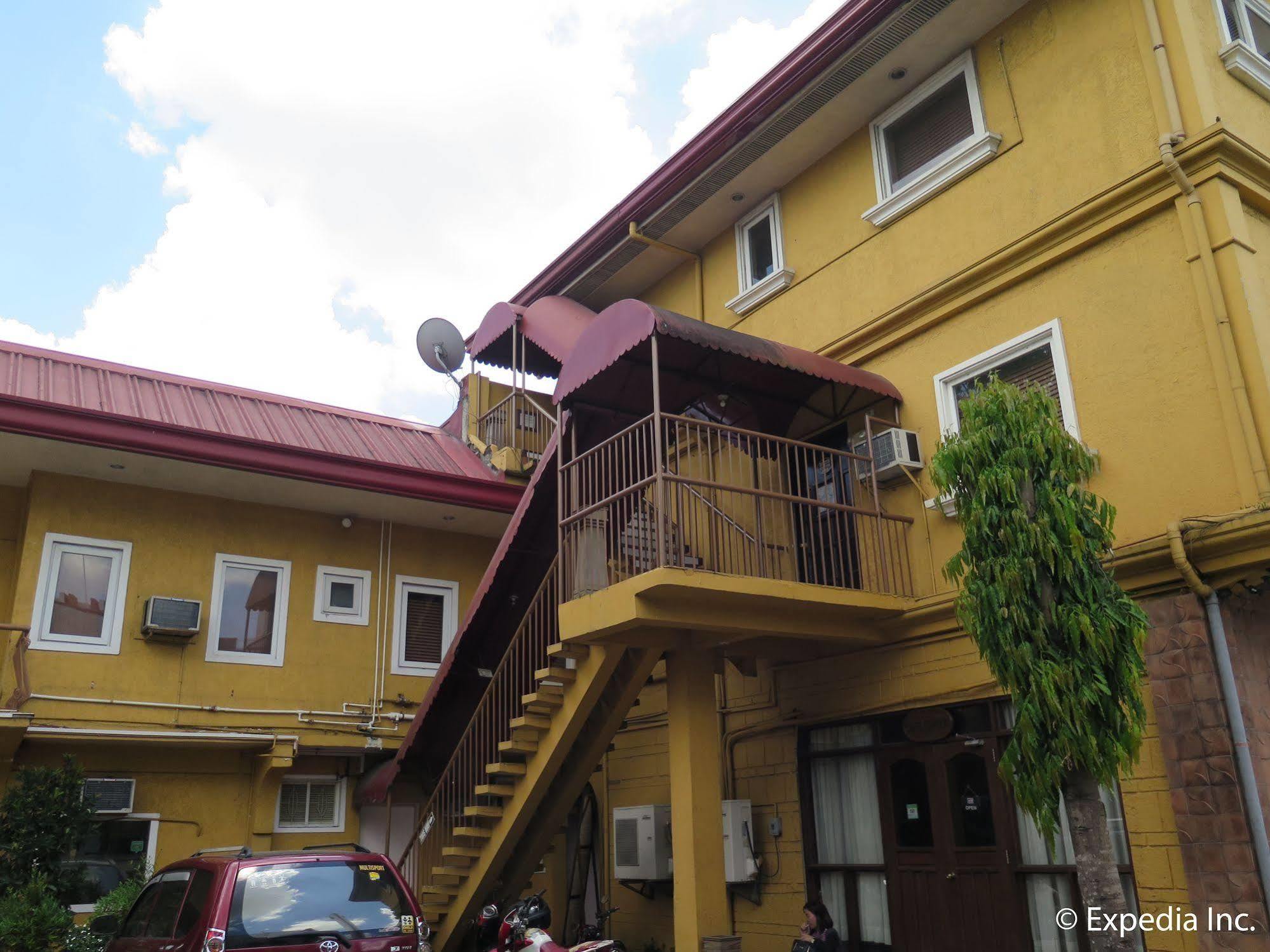 Hotel La Corona De Lipa Lipa City Kültér fotó