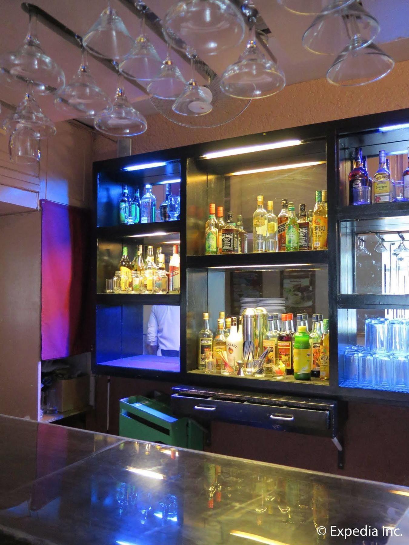 Hotel La Corona De Lipa Lipa City Kültér fotó