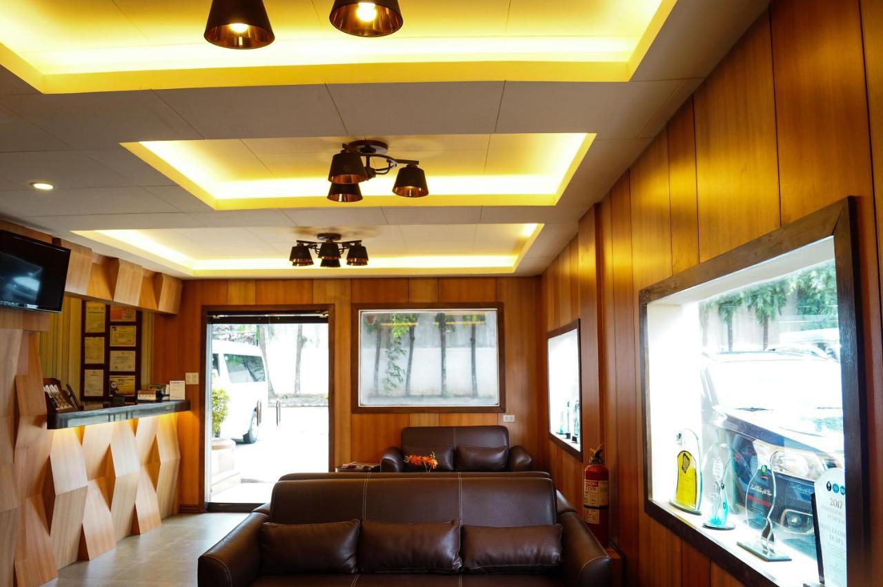 Hotel La Corona De Lipa Lipa City Kültér fotó