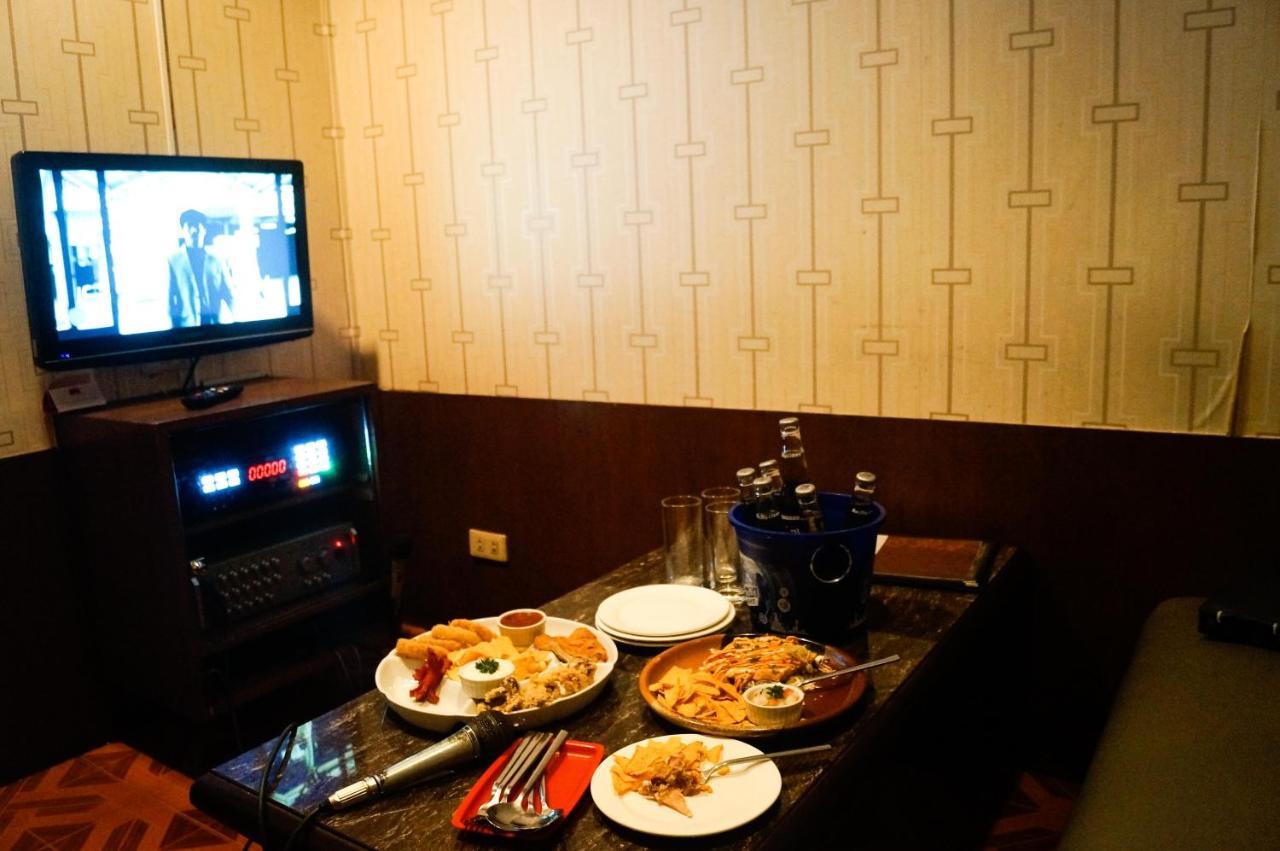 Hotel La Corona De Lipa Lipa City Kültér fotó